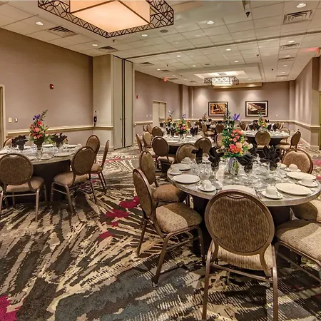 Doubletree By Hilton Decatur Riverfront-3